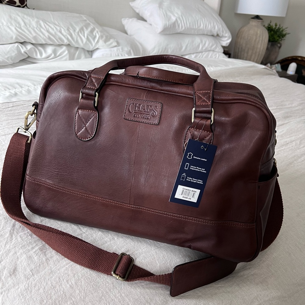 CHAPS MENS DUFFLE BAG LEATHER CH4002-BRN WITH STRAP